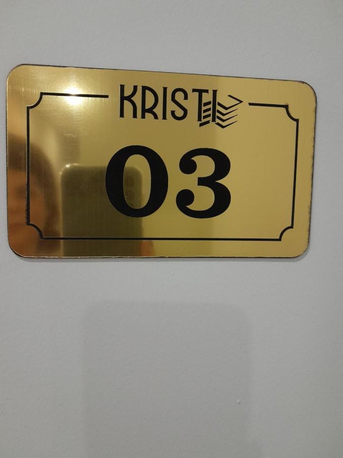 Kristi Apartments 03 Тирана Екстер'єр фото