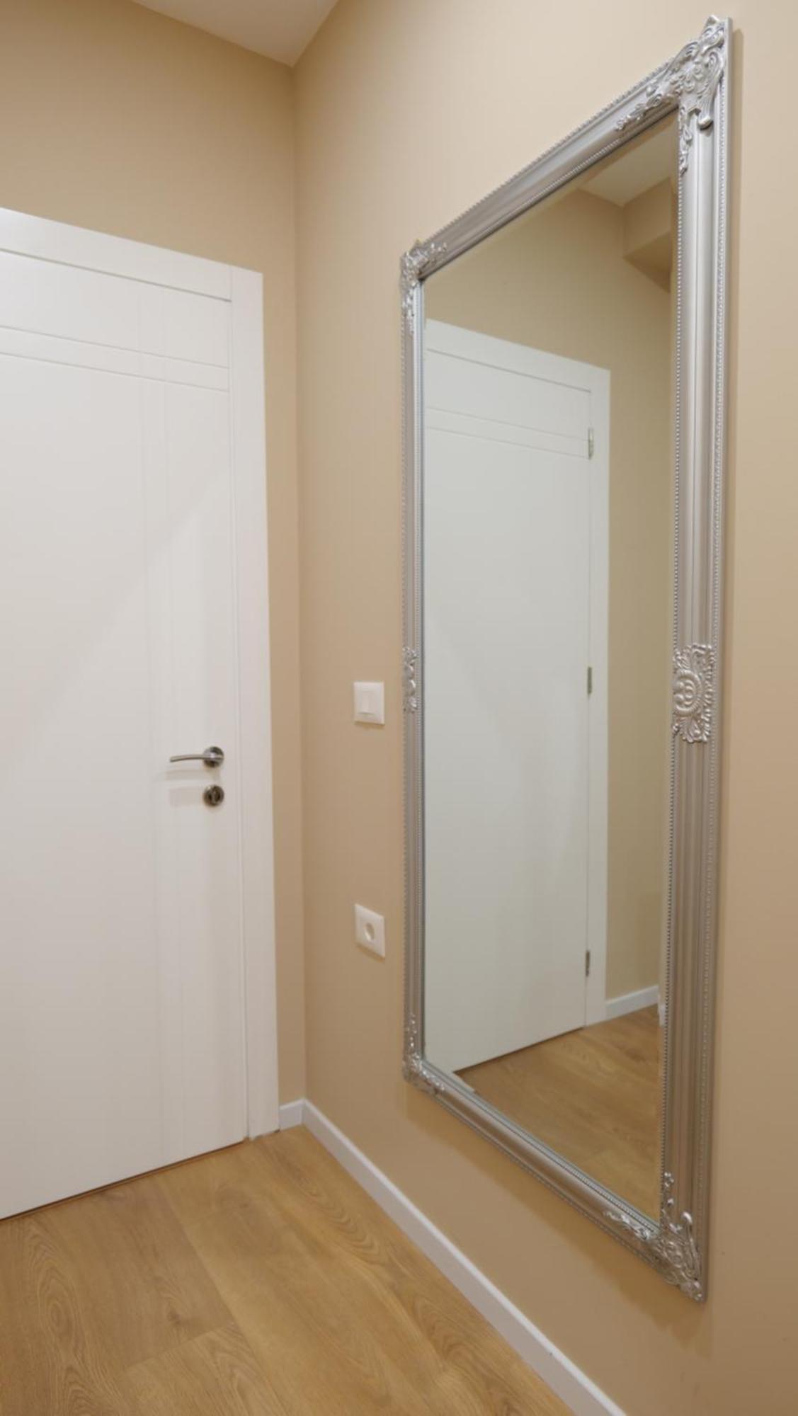 Kristi Apartments 03 Тирана Екстер'єр фото