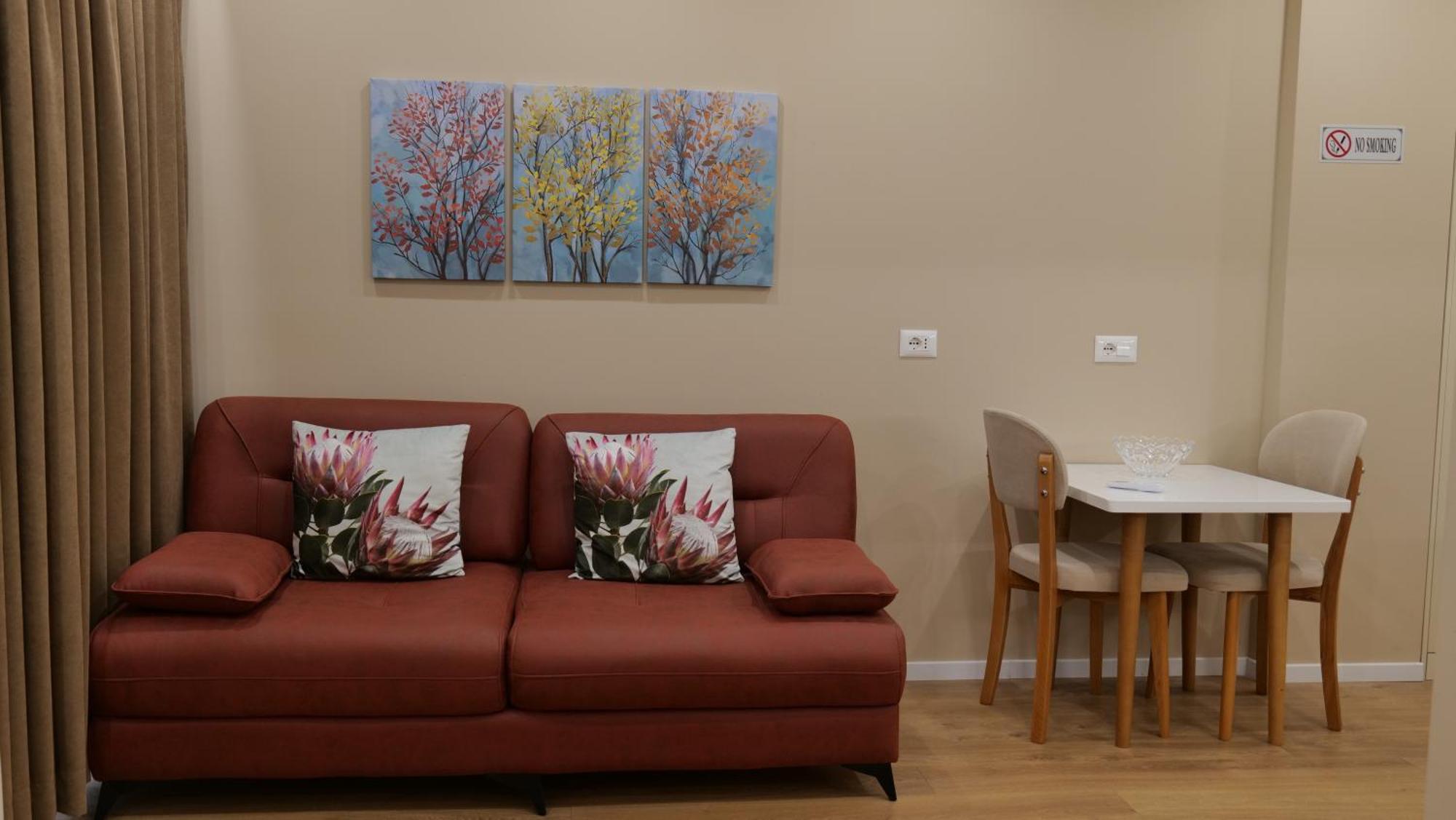 Kristi Apartments 03 Тирана Екстер'єр фото